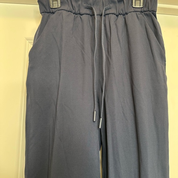 Lululemon Stretch High-Rise Jogger Full Length in Navy Blue Size 2‎ - Picture 3 of 12